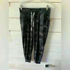 Women’s Champion black camo joggers, size small, EUC.